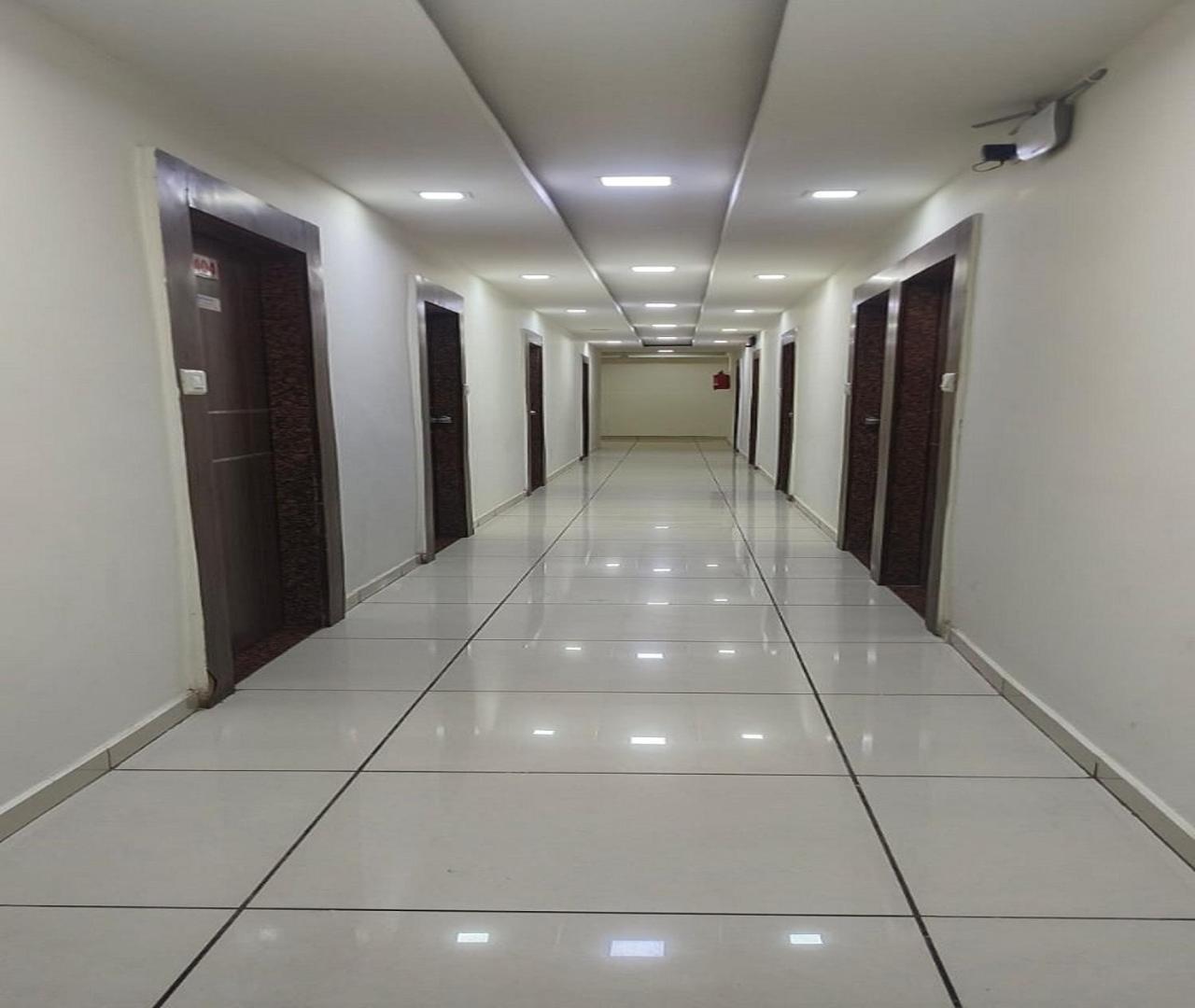 Hotel Nest View Ahmedabad Luaran gambar