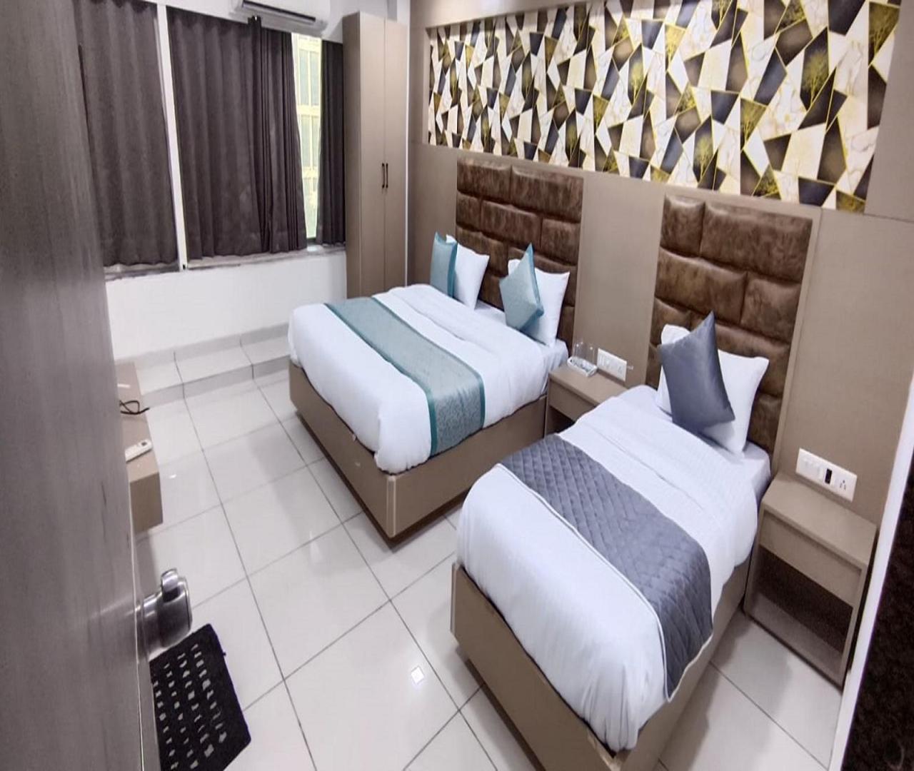 Hotel Nest View Ahmedabad Luaran gambar